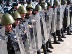 Столична міліція заблокувала Майдан Незалежності