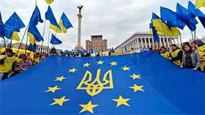 Євромайдани у столиці об’єдналися на заклик Тимошенко