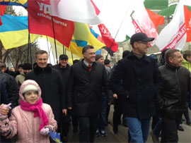 У Тернополі відбулася акція опозиції «Вставай, Україно!»