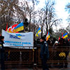 В Одесі на підтримку влади зігнали мовчазну масовку