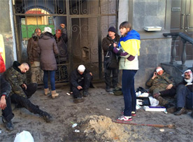 Поранені на вул.Інститутській 18 лютого 2014 року. Фото - Ілля Сагайдак