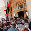 “Сміттєвий” протест. Сесія міськради Львова перетворилася на штовханину з правоохоронцями