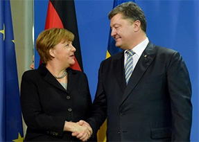 Порошенко обговорив з Меркель ситуацію з виконанням Мінських домовленостей
