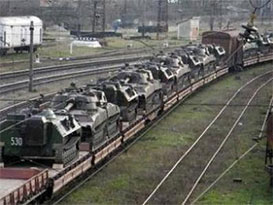 Росія концентрує біля кордону з Україною бронетехніку