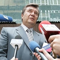 В.Ф.Янукович: «Був в Москві... Дозвіл не дали...»