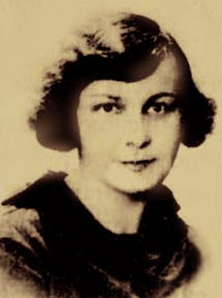 Українська письменниця Олена Теліга, страчена фашистами 21 лютого 1942 року у Бабиному Яру. 