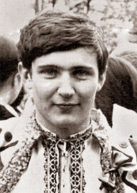 Володимир Івасюк народився 4 березня 1949 року... 