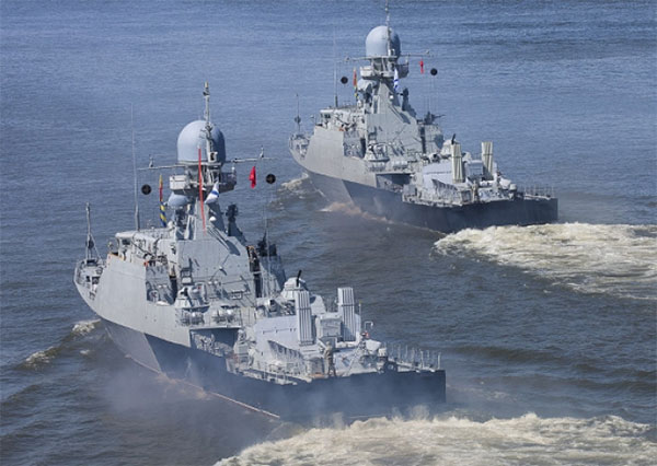 Москва перекидає флотилію до Азовського моря, створюючи можливості для швидкого наступу
