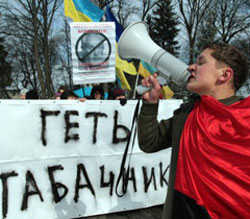 Табачник повертає корупцію у освіту