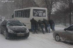 Україна для людей. Слідом за столицею, дорожчає проїзд у Донецьку