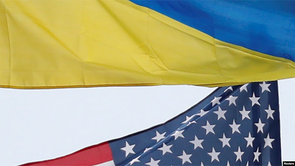 Україна чекає від США сприяння зі вступом до НАТО; США нагадують Україні про корупцію