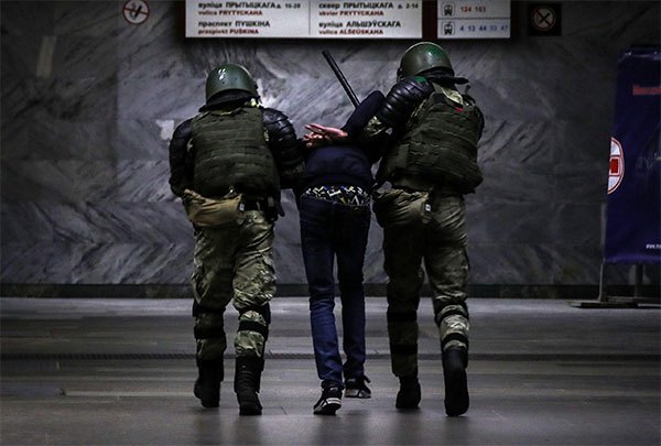 Політв’язні Кремля. У Білорусі журналіста Александрова звинувачують у державній зраді