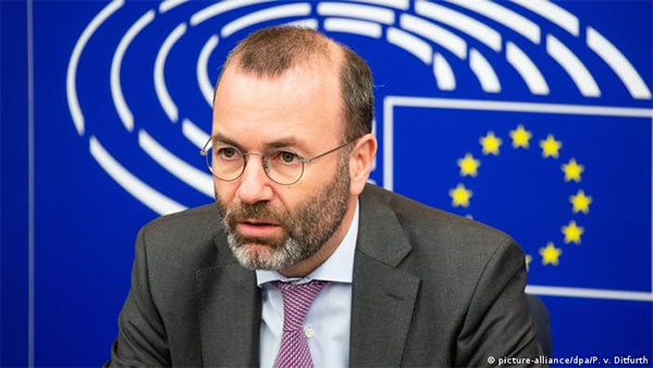 Голова фракції ЄНП в Європарламенті Манфред Вебер стурбований ситуацією довкола України