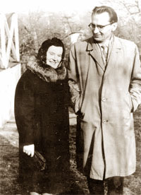 Батьки - Михайло та Софія Івасюк